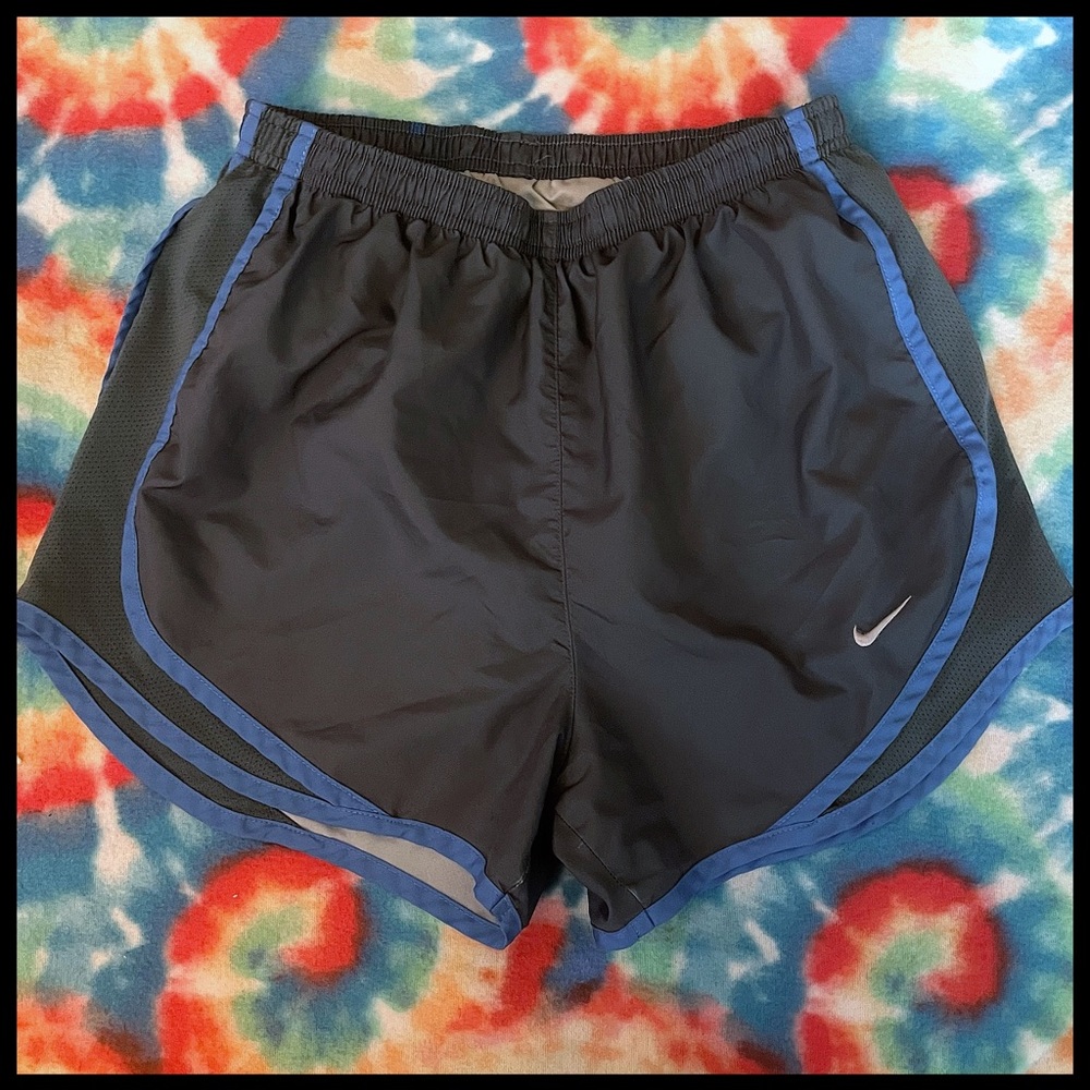 Nike Tempo DRI-FIT 2-in-1 Graphic print running shorts XS